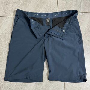 Greg Norman Shorts - Waist 32